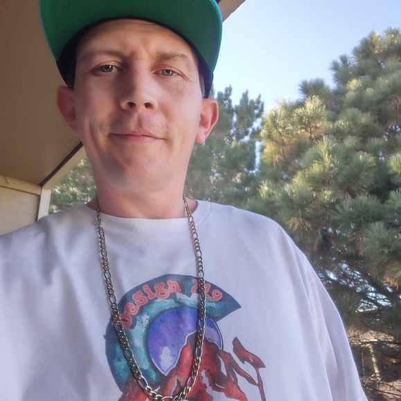 Meet your Posher, Joe - Picture 2 of 4